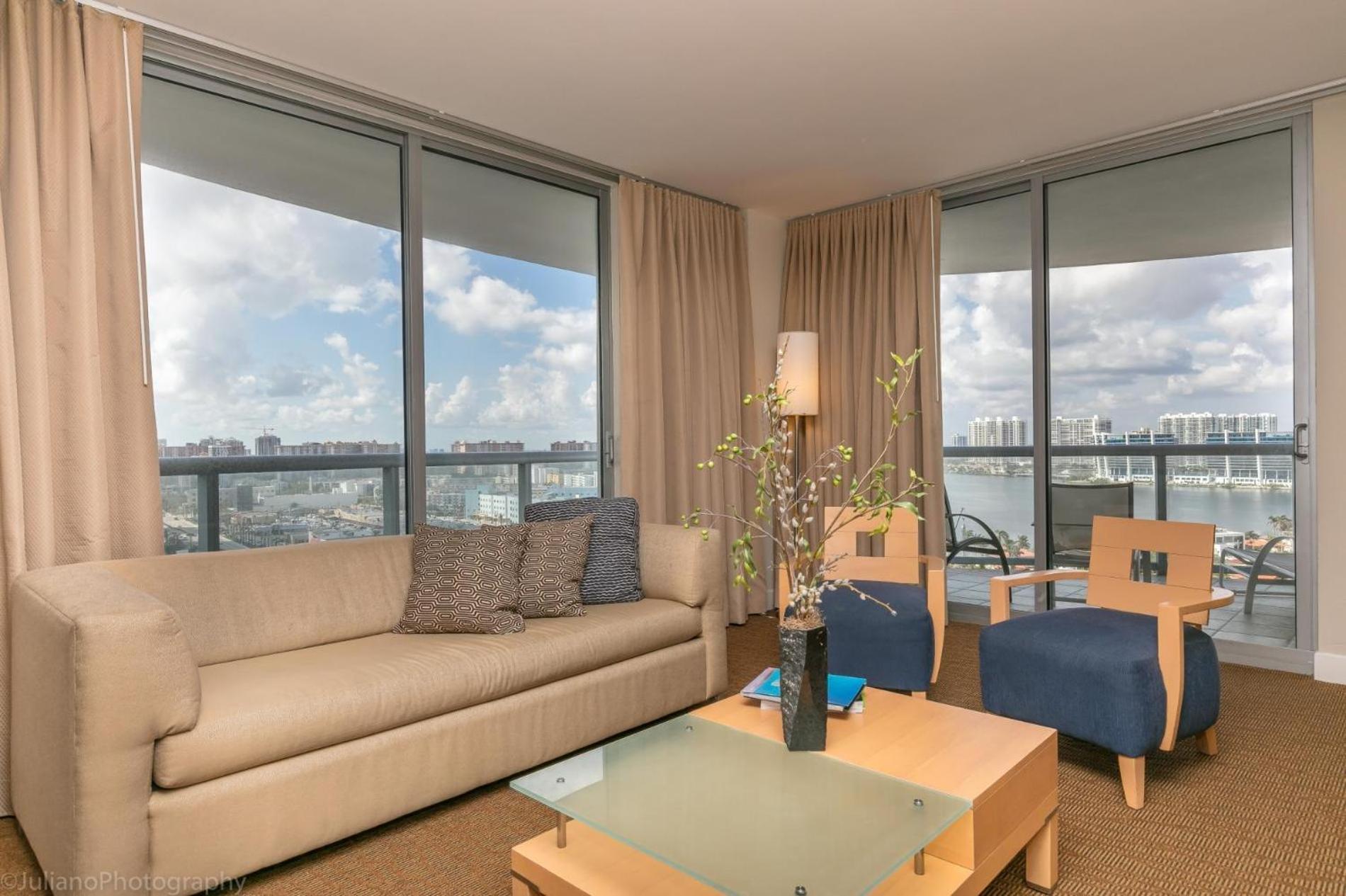 Ocean View 25Th Floor At Marenas Beach Resort By Ammosfl 마이애미 비치 외부 사진