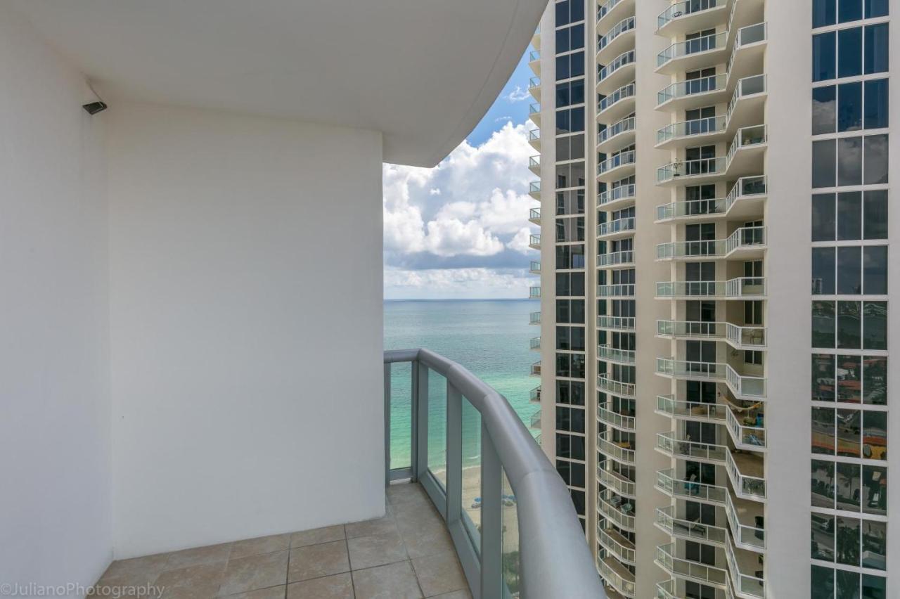 Ocean View 25Th Floor At Marenas Beach Resort By Ammosfl 마이애미 비치 외부 사진